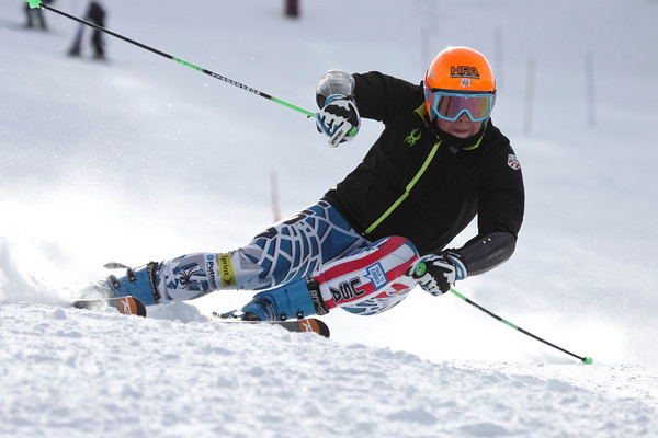 Andy Phillips on football vs. ski racing | Skiracing.com