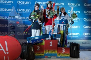 Hannah Kearney tops the podium at the moguls World Cup opener in Ruka, Finland. (FIS)