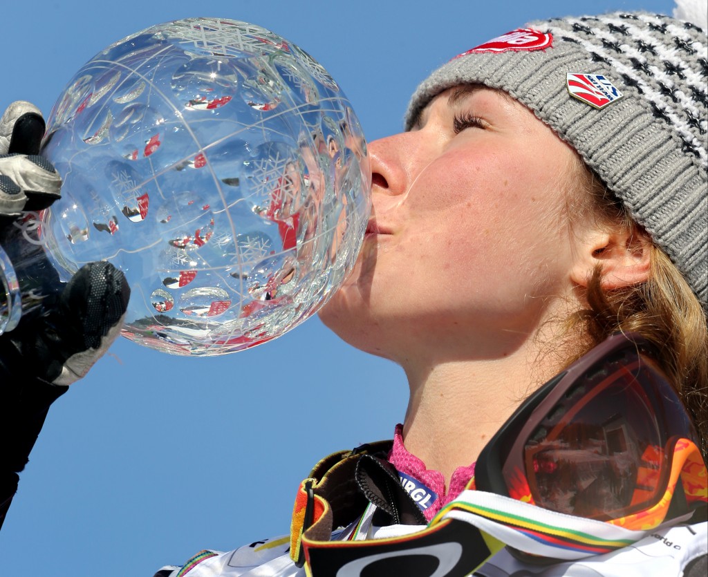 Shiffrin with her 2013 slalom globe (GEPA/Wolfgang Grebien)