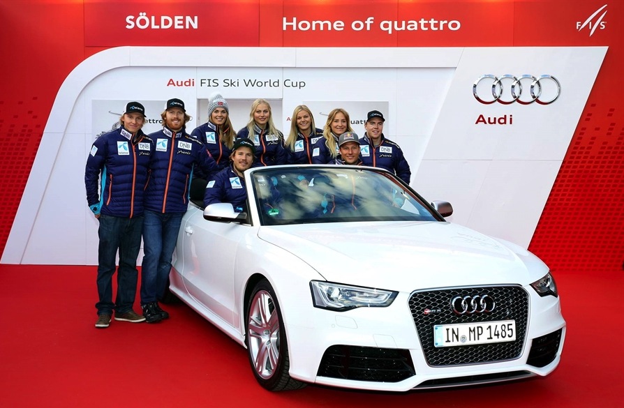 Members of the 2013-14 Norwegian alpine national team. Norges Skiforbund