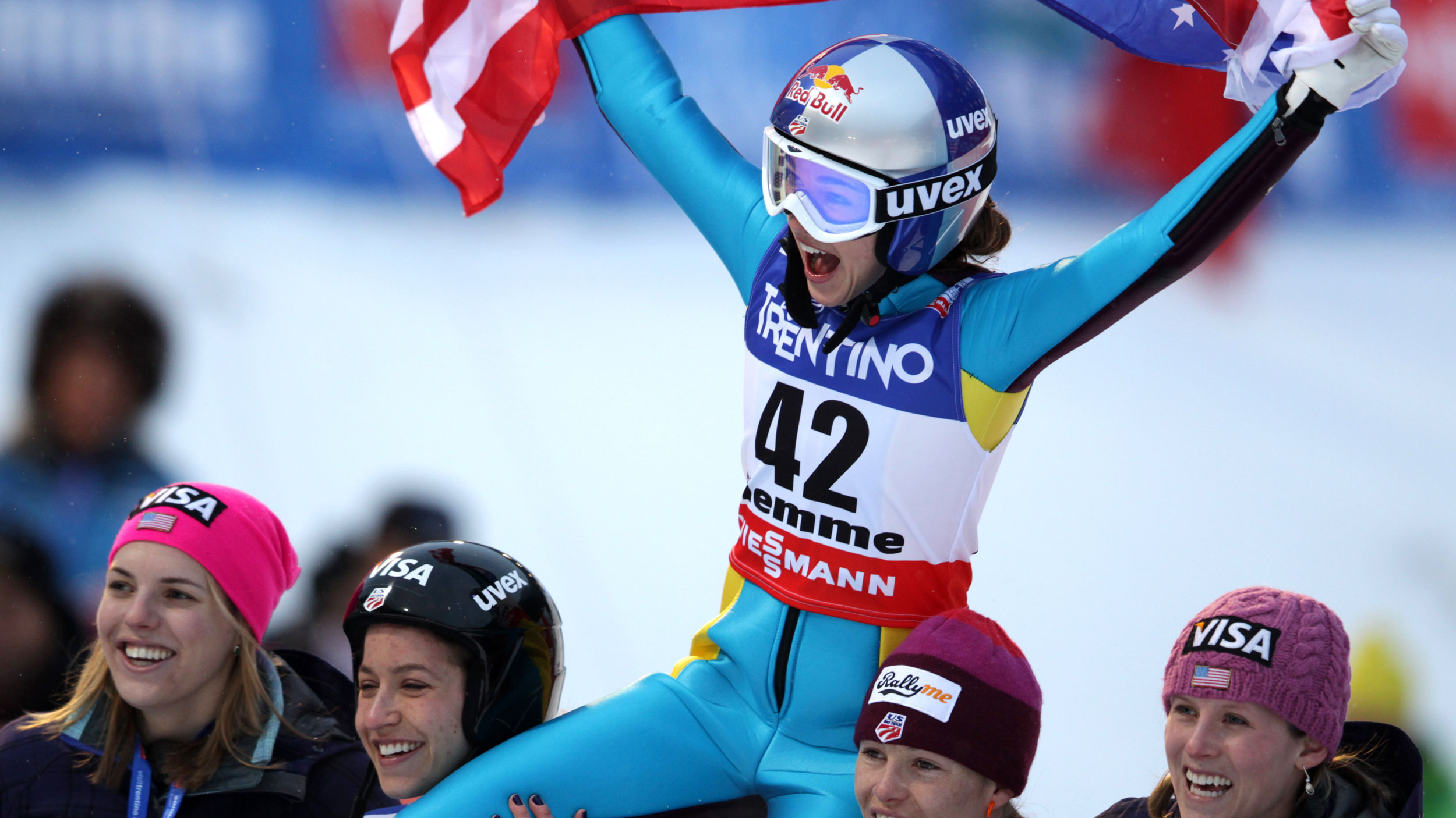 Sarah Hendrickson celebrates her World Championships gold in 2013. GEPA